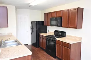 15431 Bammel Oaks Ct, Houston, TX 77014 - Photo 9