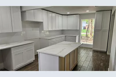 11811 Gardenglen Drive, Houston, TX 77070 - Photo 7