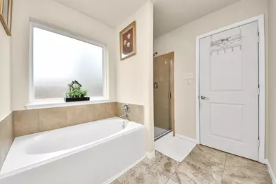 10207 Moonset Lane, Houston, TX 77016 - Photo 17