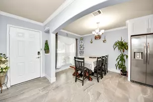 10207 Moonset Ln, Houston, TX 77016 - Photo 9