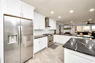 10207 Moonset Ln, Houston, TX 77016 - Photo 5