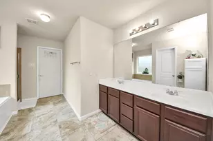 10207 Moonset Ln, Houston, TX 77016 - Photo 21