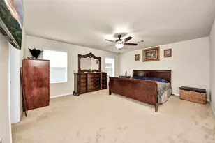 10207 Moonset Ln, Houston, TX 77016 - Photo 15