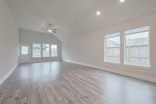 200 Catalina Cove Dr, Katy, TX 77493 - Photo 9