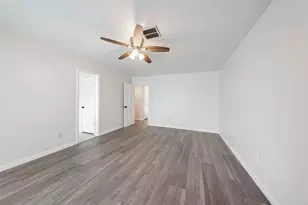 6215 Portal Dr, Houston, TX 77096 - Photo 21