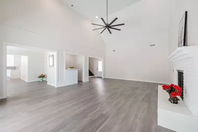 6215 Portal Drive, Houston, TX 77096 - Photo 9