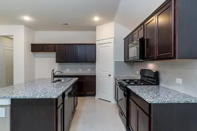 40315 S Hill Pass, Magnolia, TX 77354 - Photo 9