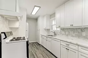 3911 Law St, Houston, TX 77005 - Photo 7