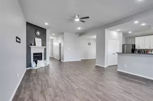 10190 N Whimbrel Cir, Conroe, TX 77385 - Photo 17