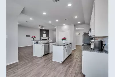 10190 N Whimbrel Circle, Conroe, TX 77385 - Photo 25