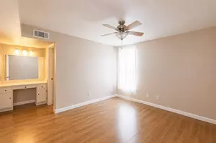 4627 Wild Indigo St, Houston, TX 77027 - Photo 7