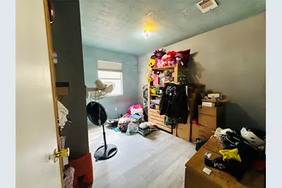 290 Humbird, Cleveland, TX 77328 - Photo 13