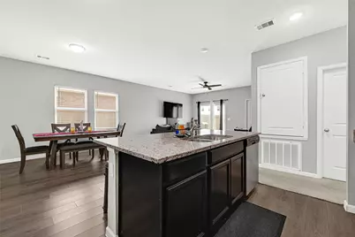 13434 Treshill Court, Houston, TX 77049 - Photo 7