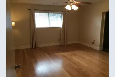 147 Camellia Street, Sugar Land, TX 77478 - Photo 7