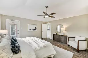 3510 Echo Grove Ln, Houston, TX 77043 - Photo 17