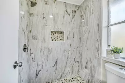 3510 Echo Grove Lane, Houston, TX 77043 - Photo 19