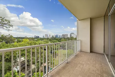 121 N Post Oak Lane #706, Houston, TX 77024 - Photo 17