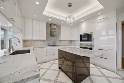 121 N Post Oak Lane #706, Houston, TX 77024 - Photo 11
