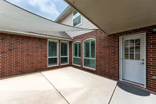 2118 Cypress Run Dr, Sugar Land, TX 77478 - Photo 37