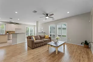 2118 Cypress Run Dr, Sugar Land, TX 77478 - Photo 9