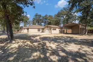 26109 Deerwood Dr, Hempstead, TX 77445 - Photo 21