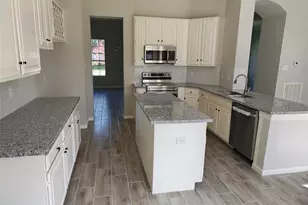 1301 Blueberry Ln, Friendswood, TX 77546 - Photo 7