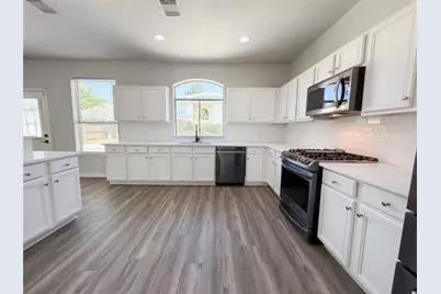 14346 Glade Point Drive, Cypress, TX 77429 - Photo 9