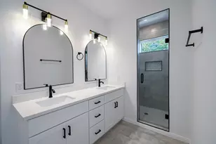 7938 Kenton St, Houston, TX 77028 - Photo 21