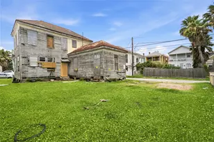 414 14th St, Galveston, TX 77550 - Photo 13