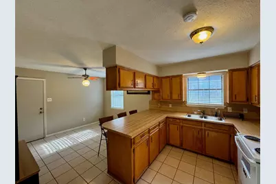 227 Woodland Circle, Crockett, TX 75835 - Photo 5