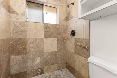 1818 New Orleans Street, Deer Park, TX 77536 - Photo 23