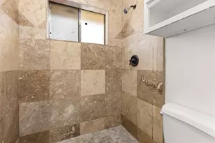 1818 New Orleans St, Deer Park, TX 77536 - Photo 23