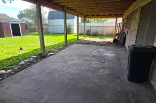 1818 New Orleans St, Deer Park, TX 77536 - Photo 35