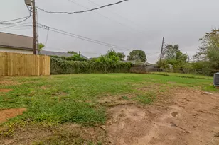 101 Will St, Willis, TX 77378 - Photo 21