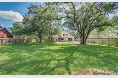 805 Enchanted Oaks Drive, Angleton, TX 77515 - Photo 43