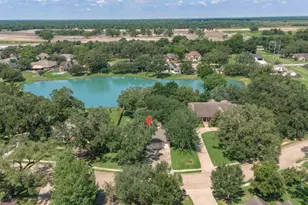 805 Enchanted Oaks Dr, Angleton, TX 77515 - Photo 45