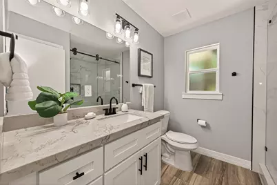5422 Valerie Street, Bellaire, TX 77401 - Photo 25