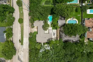 5422 Valerie St, Bellaire, TX 77401 - Photo 45