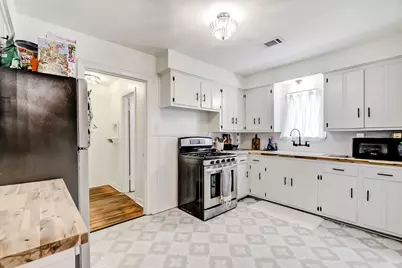 1411 N 17th Street, Nederland, TX 77627 - Photo 17