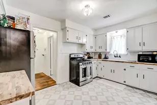 1411 N 17th St, Nederland, TX 77627 - Photo 17