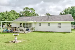 1411 N 17th St, Nederland, TX 77627 - Photo 33