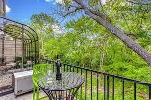 1800 Stoney Brook Dr, Houston, TX 77063 - Photo 19
