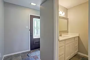 6403 Burgoyne Rd, Houston, TX 77057 - Photo 5