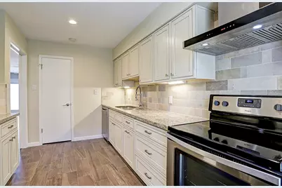 6403 Burgoyne Road #7, Houston, TX 77057 - Photo 7