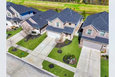 9221 Inland Leather Lane, Conroe, TX 77385 - Photo 5