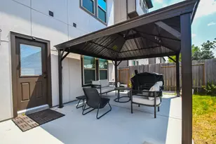 4007 Centre Glen Dr, Houston, TX 77043 - Photo 3