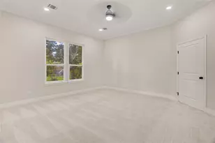 8405 Folkstone Ln, Houston, TX 77075 - Photo 23