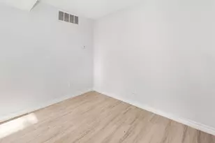 6200 W Tidwell Rd, Houston, TX 77092 - Photo 9