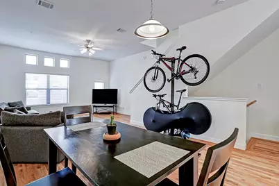 648 Westcross Street #303, Houston, TX 77018 - Photo 5
