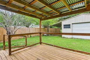 304 Epps St, Tomball, TX 77375 - Photo 31